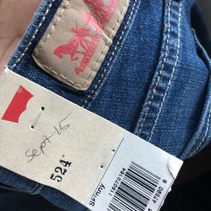 Levi’s 524 woman’s jeans